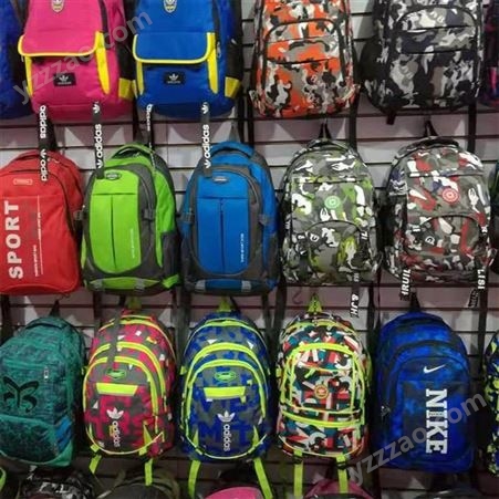 韩版中学生双肩包 旅游休闲登山包 高中生校园风电脑背包批发