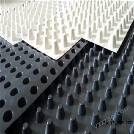 复合防排水板  H0.8黑色建筑夹层塑料板  润泽滤水板